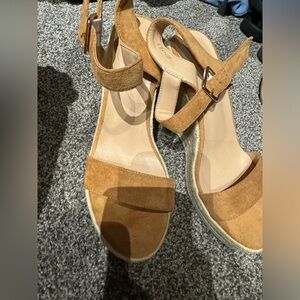 New wedge sandals
